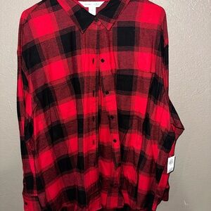 Old Navy Women's Red and Black Plaid Button Down Shirt